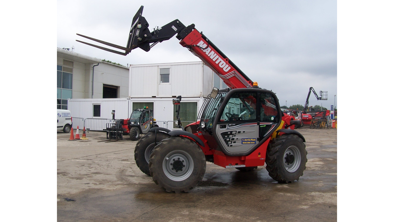 FLTT009 MT932 Telehandler 003a