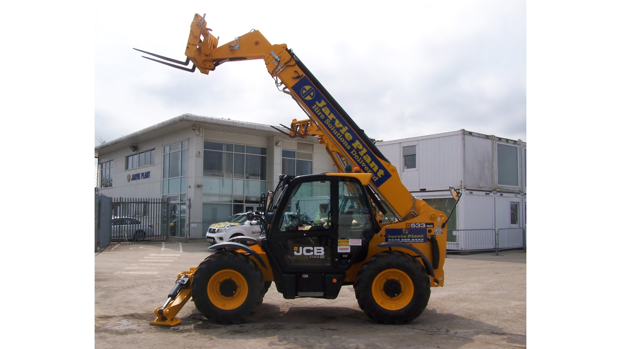 FLTT009 JCB533 105 Forklift 001a