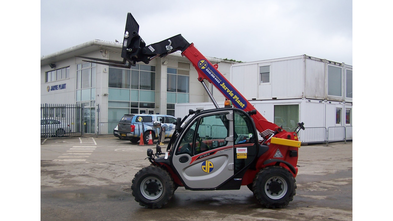 FLTT006A MT625 Compact Tele Handler 001a