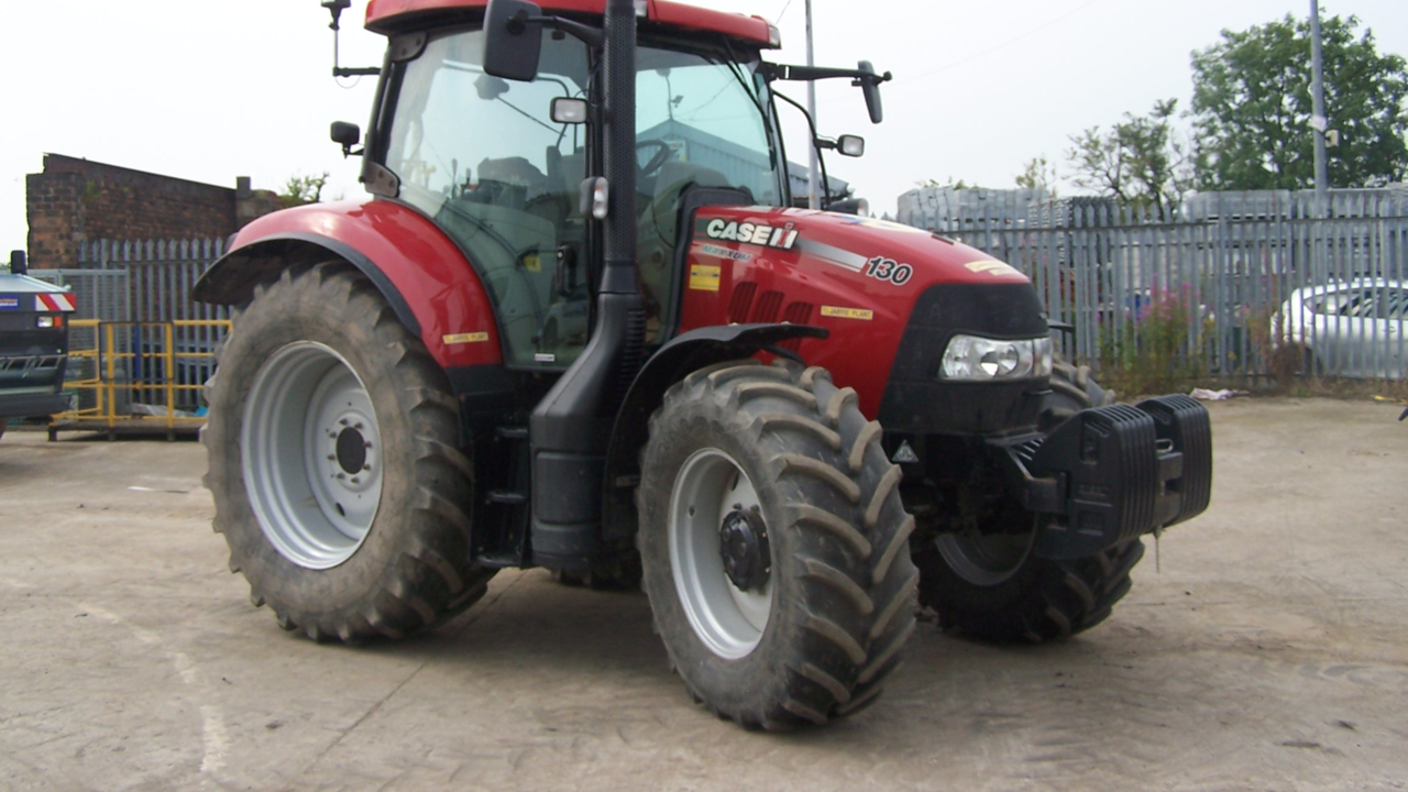 TRAC4 150 4x4 Tractor 005