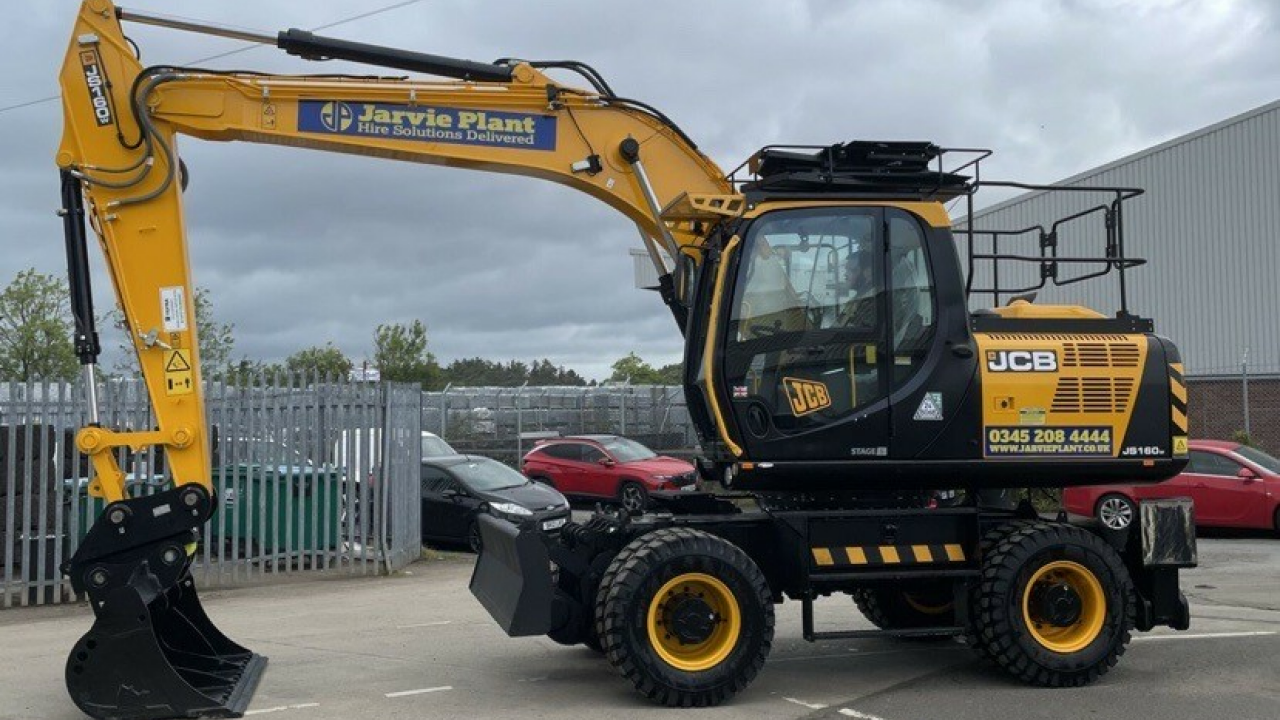 JCB 16T Wheeled Excavator