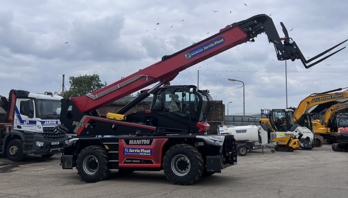 26m Rotating Telehandler - Manitou MRT2660