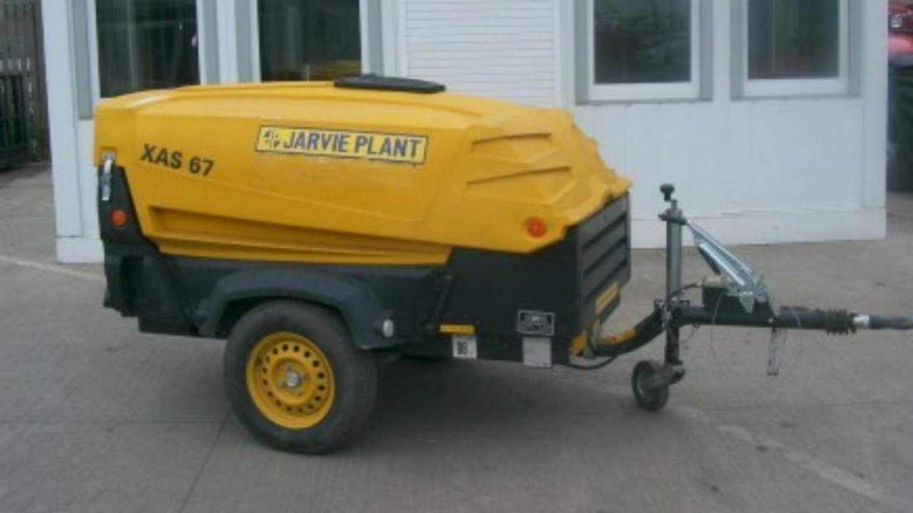 Atlas Copco XAS 67 - 130cfm Compressor